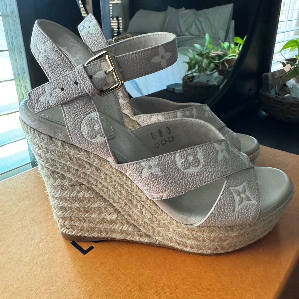 Louis Vuitton Starboard Lines Leather Wedge Sandals